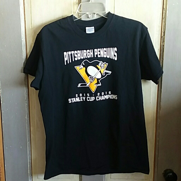 Gildan Tops - Pittsburgh Penguins 2015/6 Stanley Cup Champs T